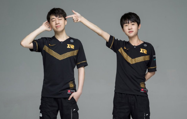 是斯特拉斯 是斯特拉斯