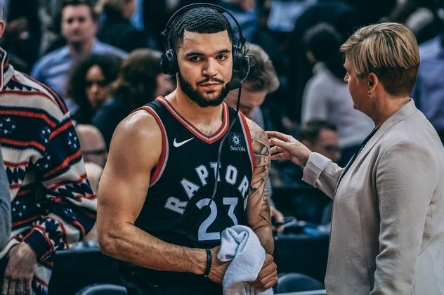 一条朴素却 一条朴素却